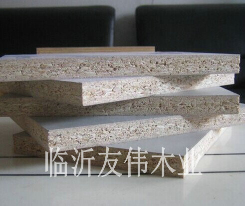 膠合板滑？滑？滑？
